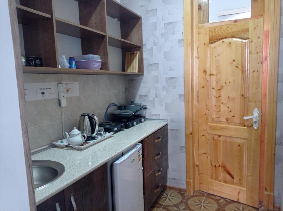Bizim Ev Hostel Нафталан Экстерьер фото