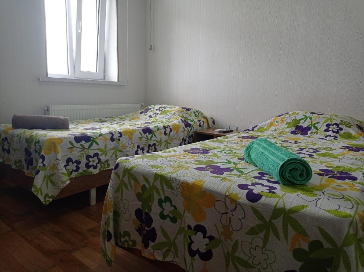 Bizim Ev Hostel Нафталан Экстерьер фото